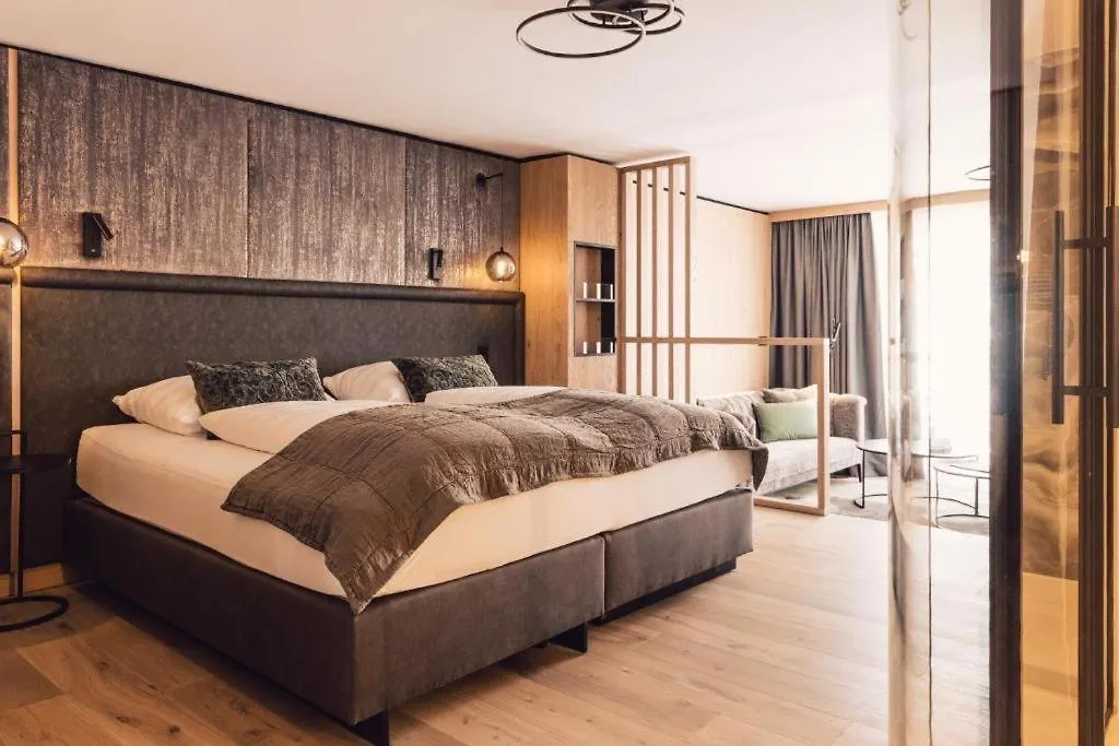 Austria Center Uno City Rooms And Capsules Wien Lägenhet